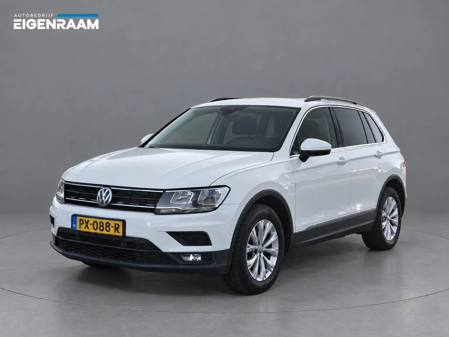 Volkswagen Tiguan (2017) — foto 1