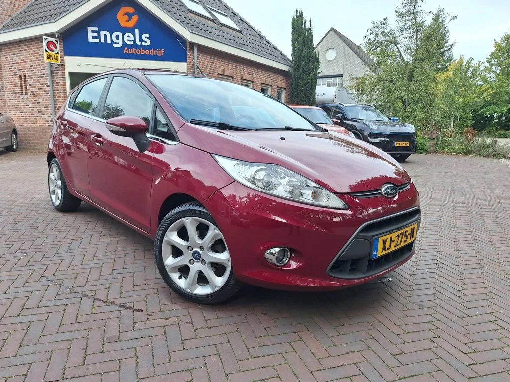 Ford Fiesta (2012) — foto 1
