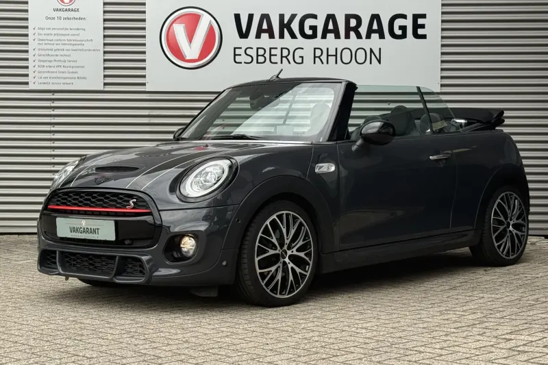 MINI Cabrio (2020)