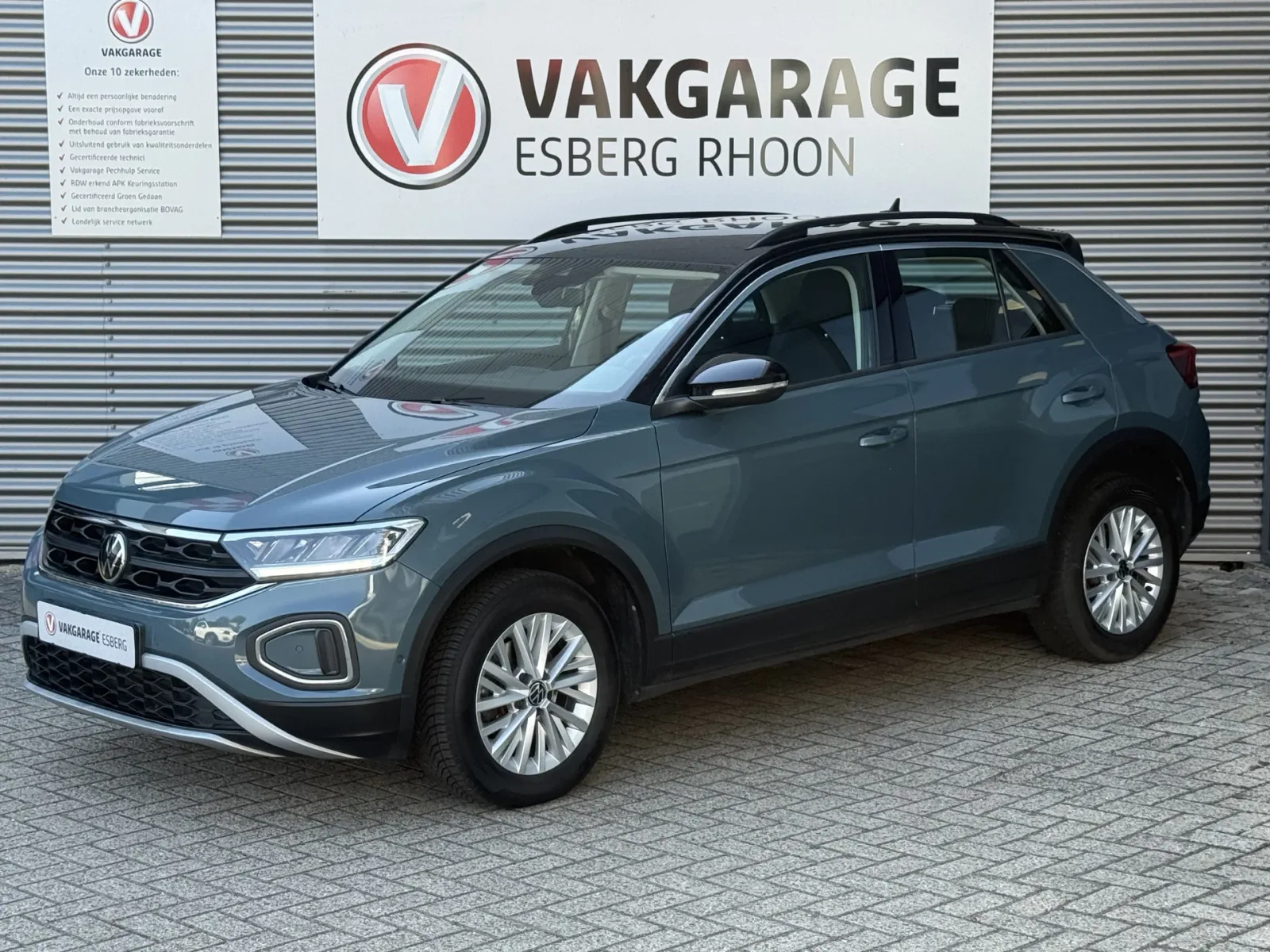 Volkswagen T-Roc (2022) — foto 1