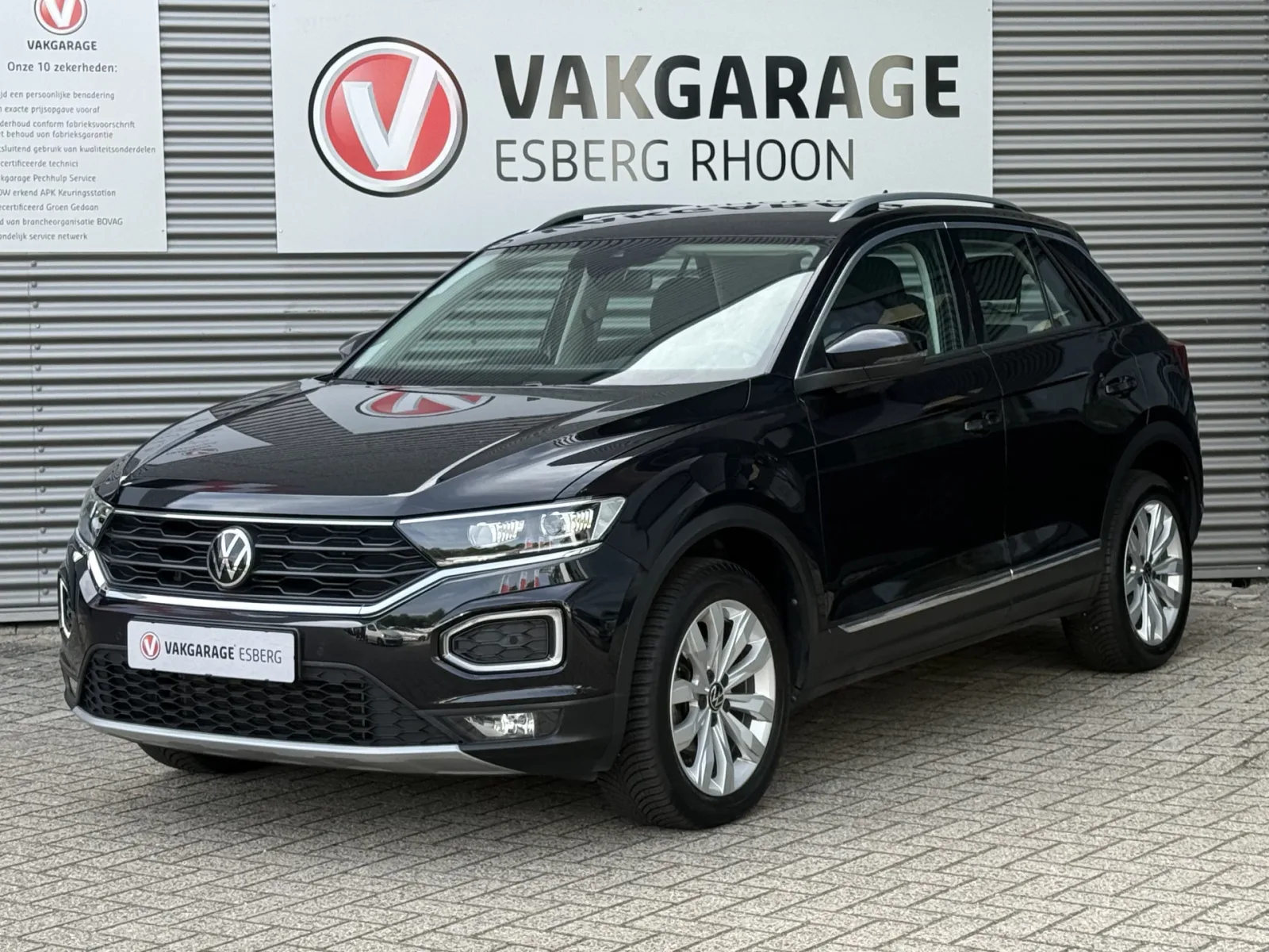 Volkswagen T-Roc (2022) — foto 1