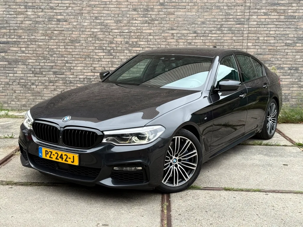 BMW 5-Serie (2017) — foto 1