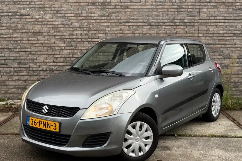 Suzuki Swift (2011)