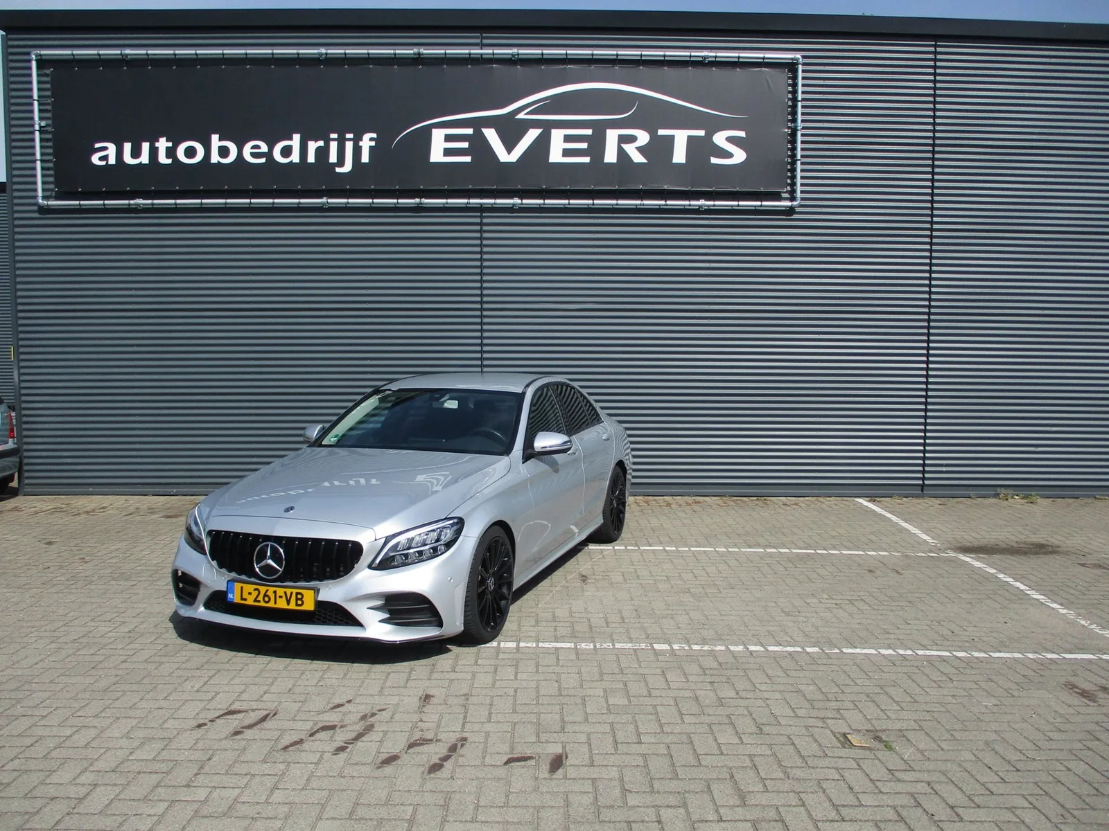Mercedes-Benz C-Klasse (2019) — foto 1