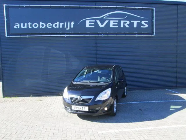 Opel Meriva (2011) — foto 1