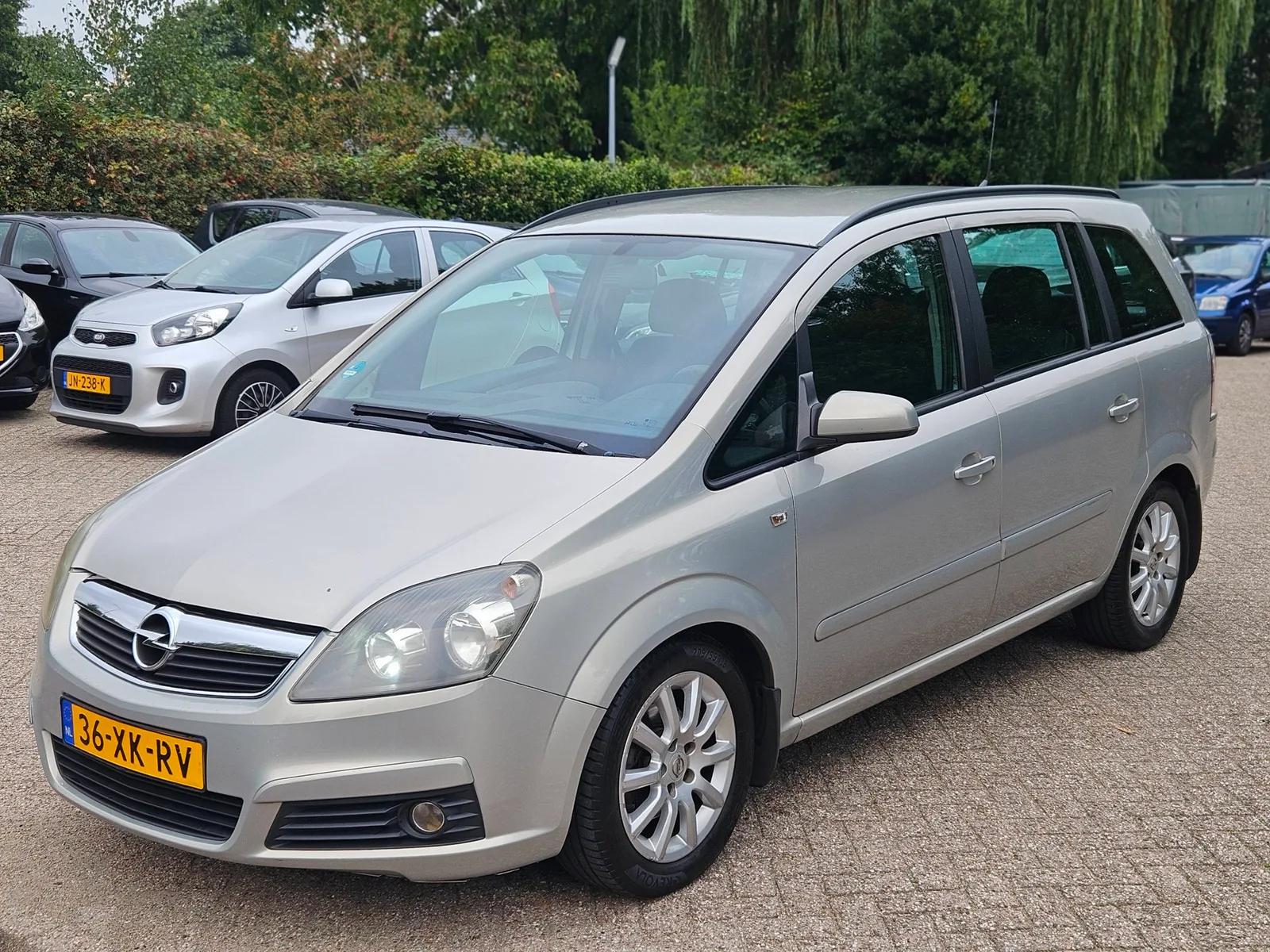 Opel Zafira (2007) — foto 1