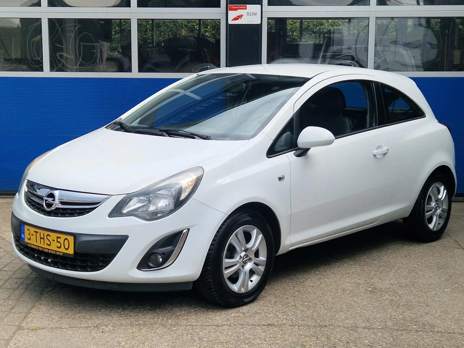 Opel Corsa (2014) — foto 1