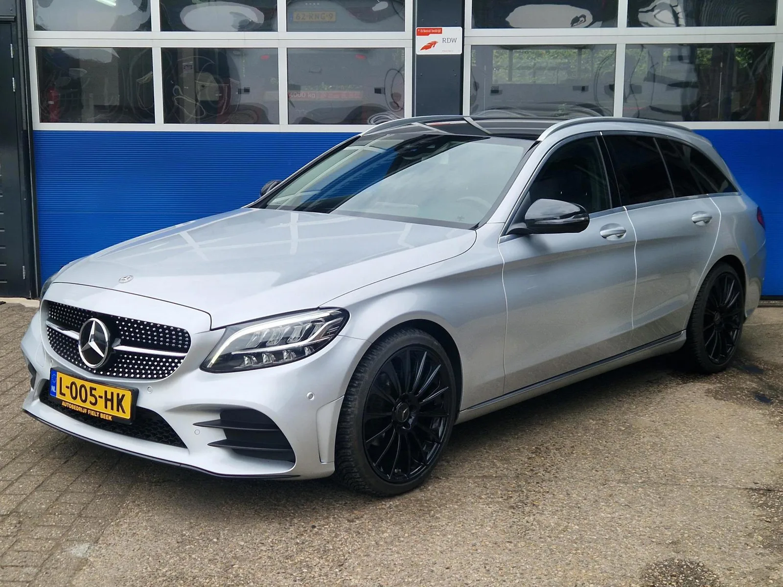 Mercedes-Benz C-Klasse (2019) — foto 1
