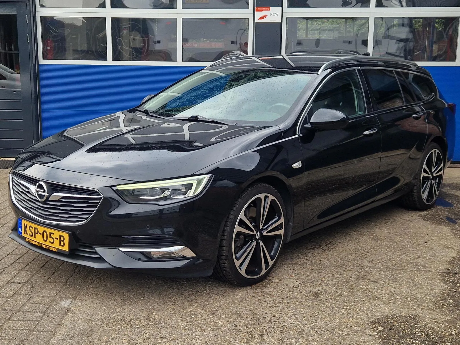 Opel Insignia (2017) — foto 1
