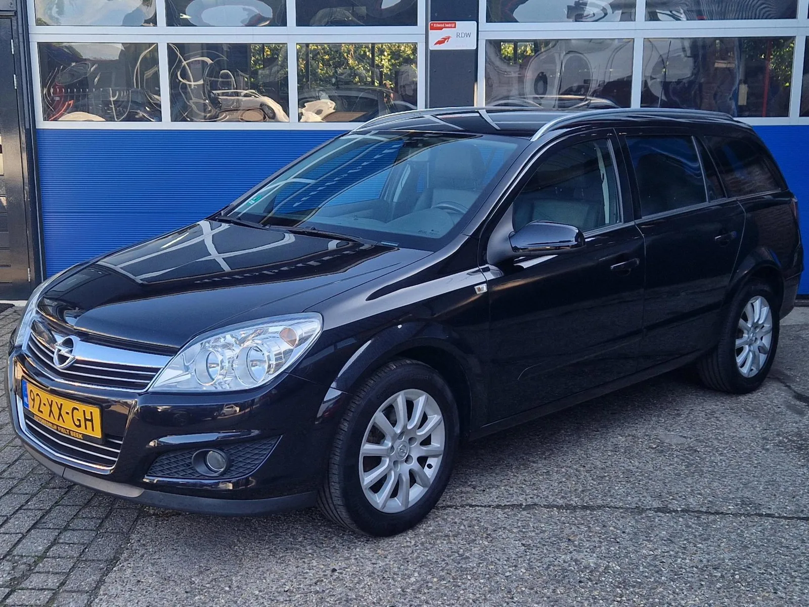 Opel Astra (2007) — foto 1