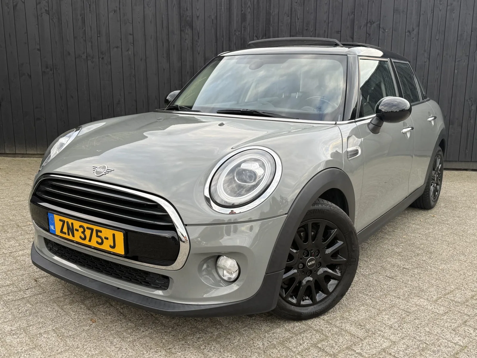 MINI Cooper (2019) — foto 1