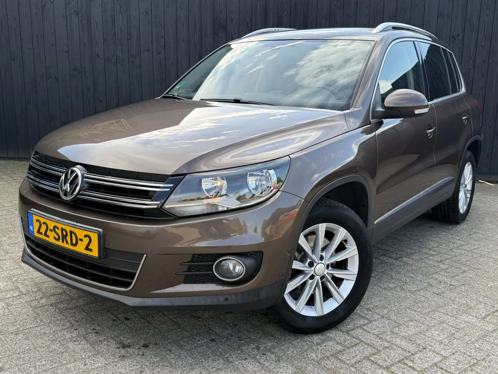 Volkswagen Tiguan (2011) — foto 1