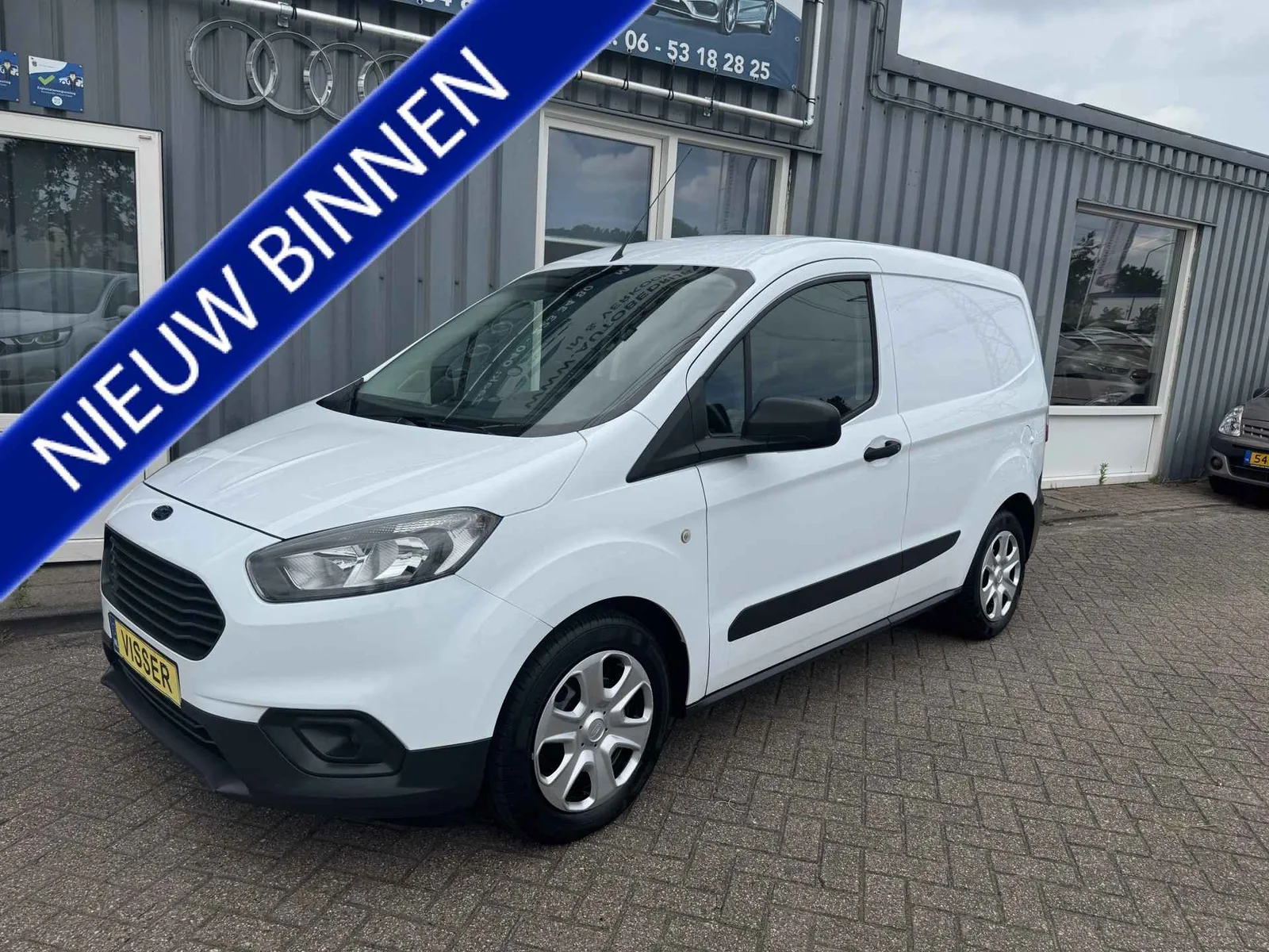Ford Transit Courier (2019) — foto 1