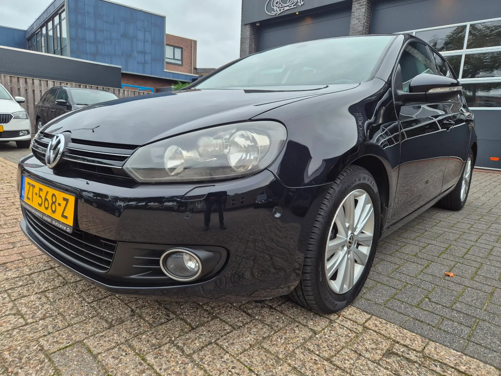 Volkswagen Golf (2011) — foto 1