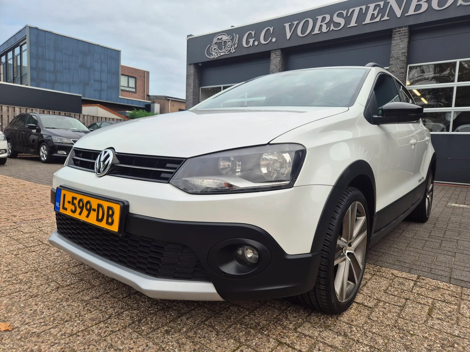 Volkswagen Polo (2014) — foto 1