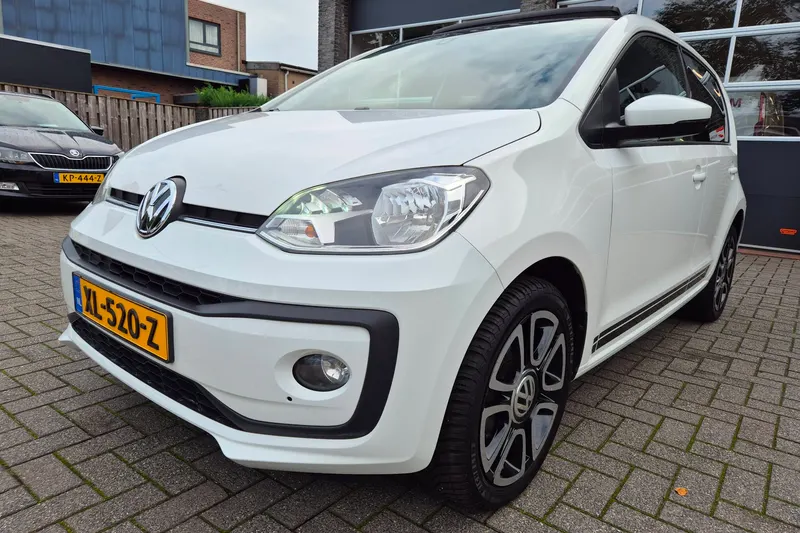 Volkswagen Up! (2019)