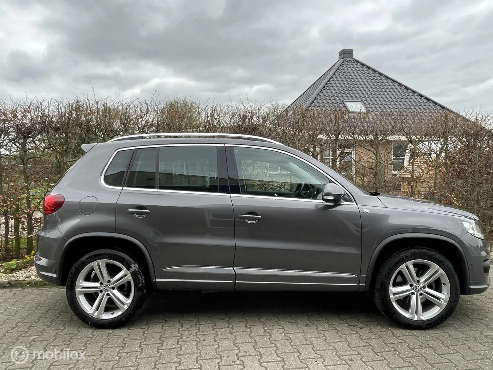 Volkswagen Tiguan (2015) — foto 1