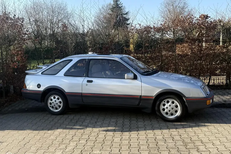 Ford Sierra (1983)