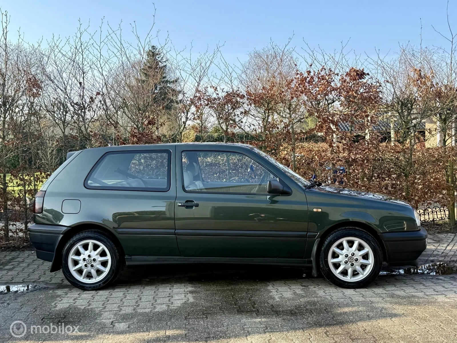 Volkswagen Golf (1996) — foto 1