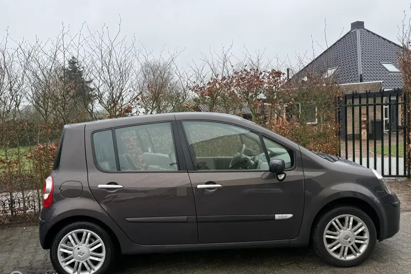 Renault Modus (2007)