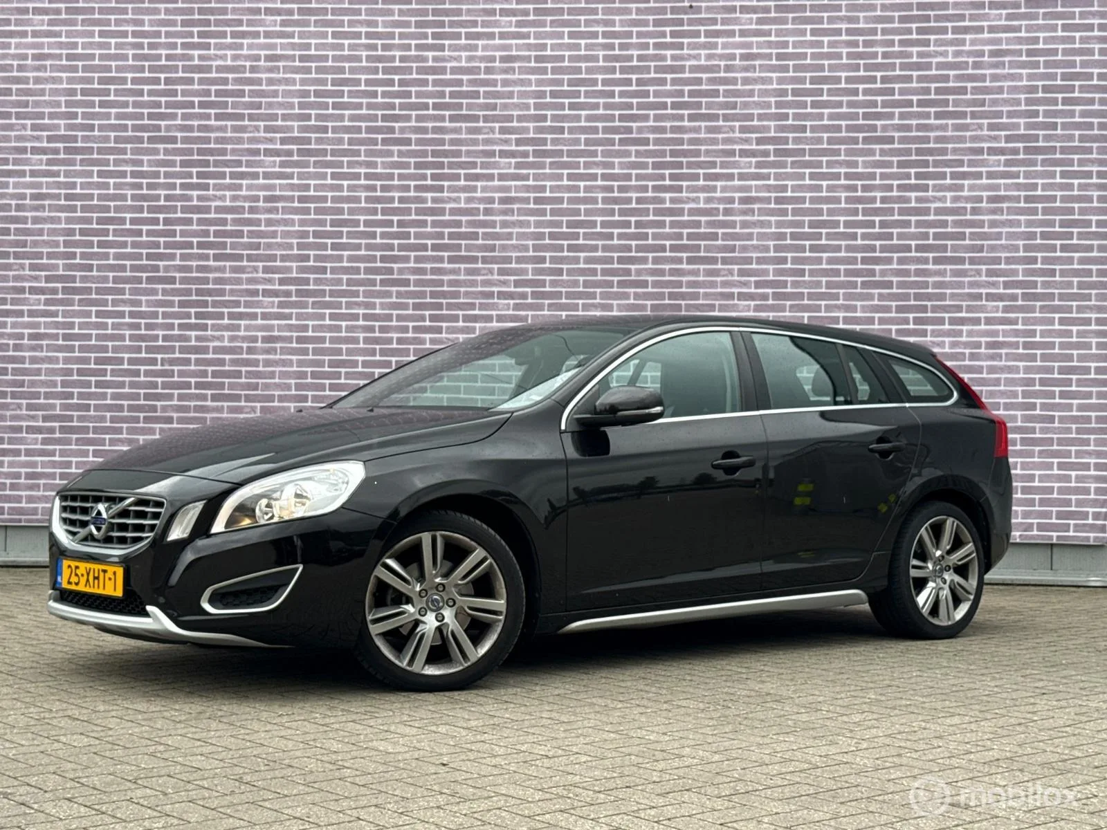Volvo V60 (2012) — foto 1