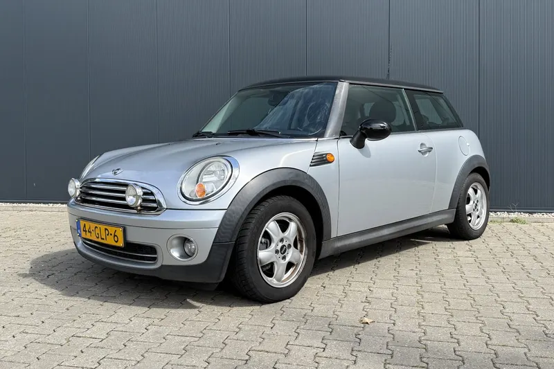 MINI Cooper (2008)