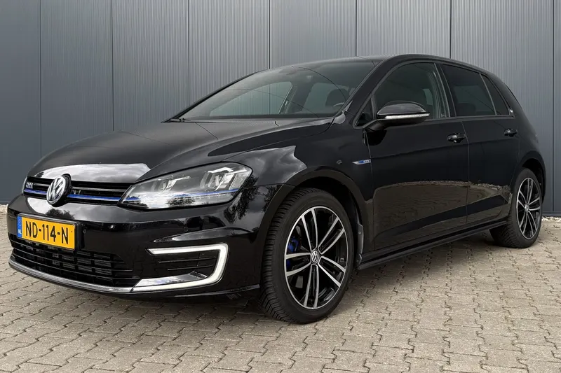 Volkswagen Golf (2016)