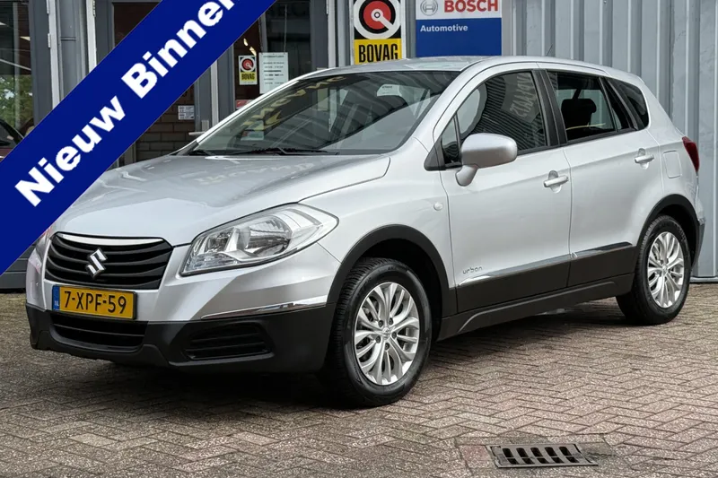 Suzuki S-Cross (2014)