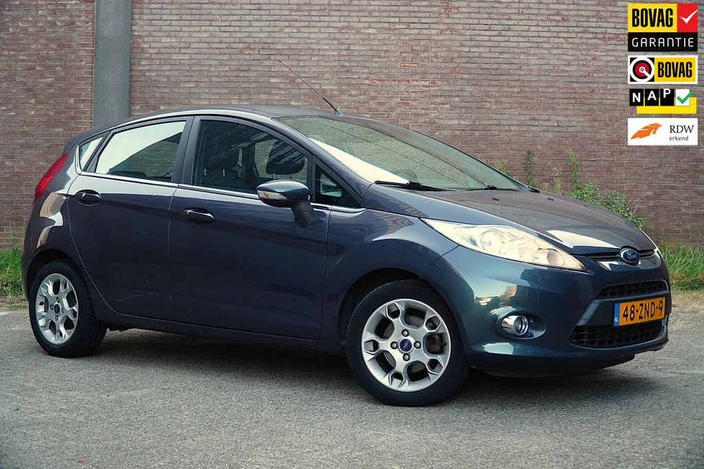Ford Fiesta (2013) — foto 1