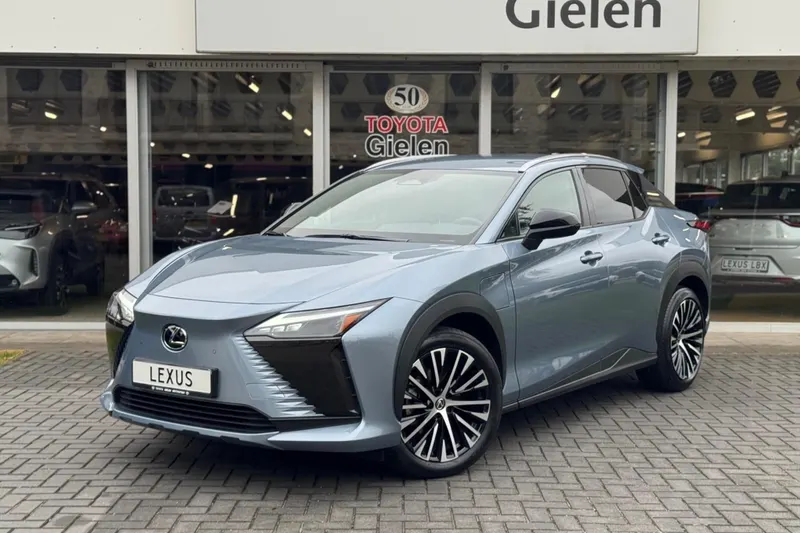 Lexus RZ (2023)