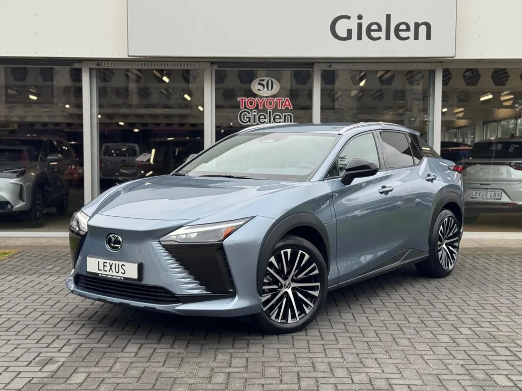Lexus RZ (2023) — foto 1