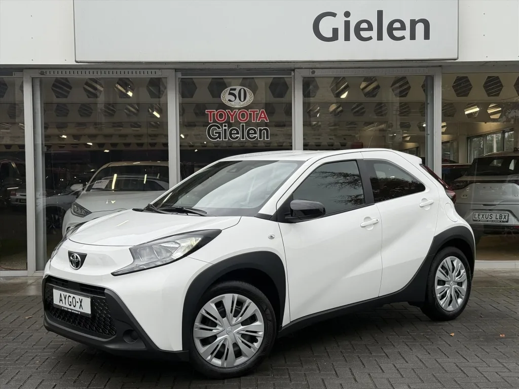 Toyota Aygo X (2024) — foto 1