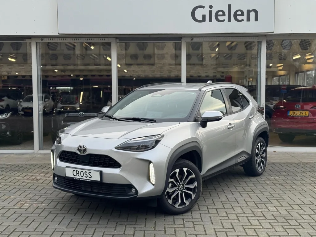 Toyota Yaris Cross (2025) — foto 1