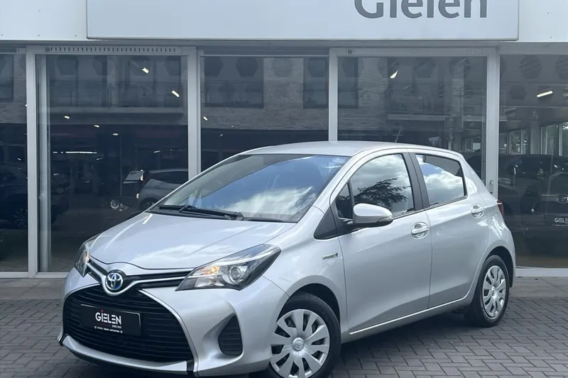 Toyota Yaris (2015)