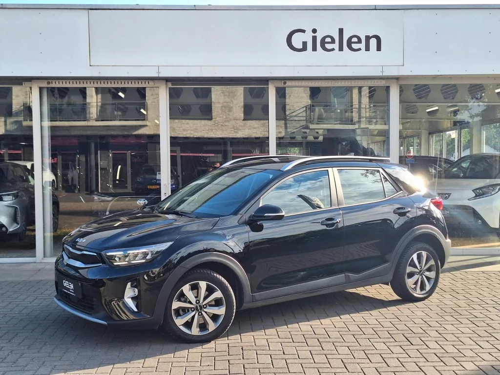 Kia Stonic (2022) — foto 1