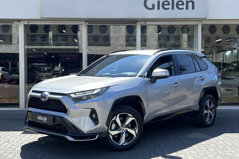 Toyota RAV4 (2025)