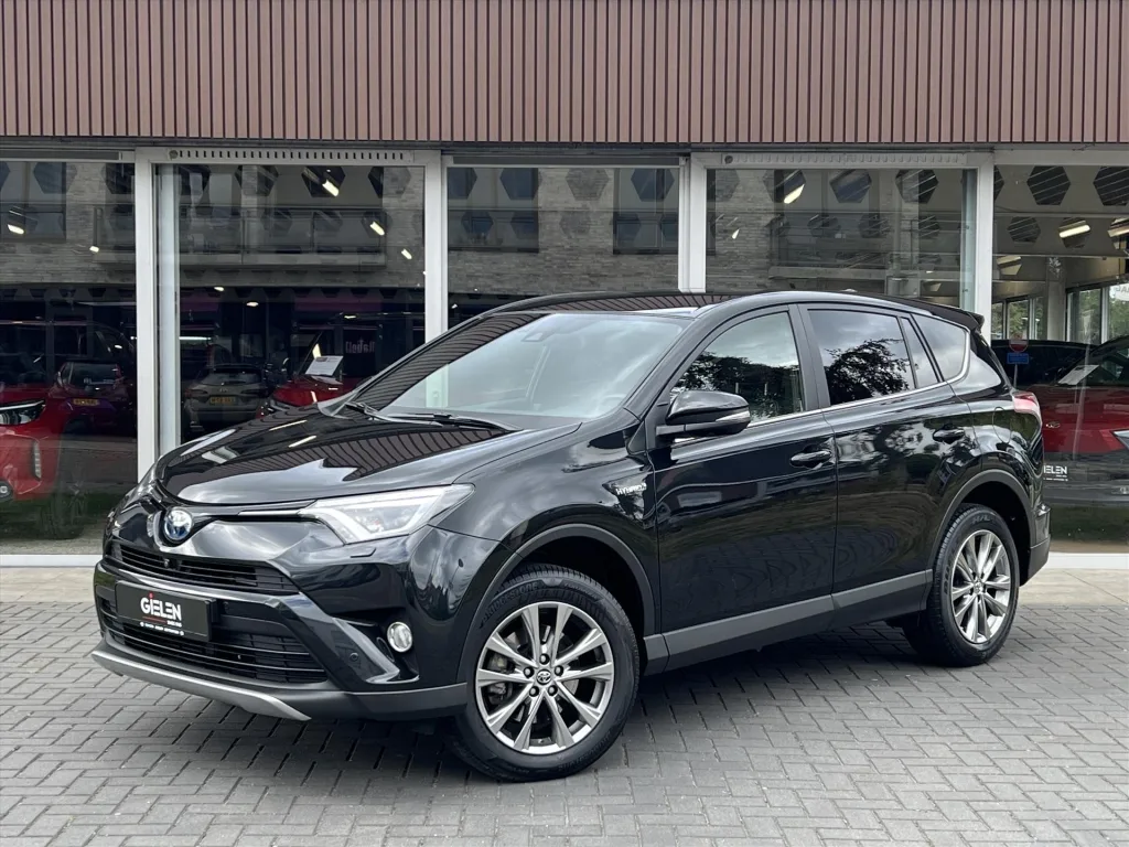 Toyota RAV4 (2018) — foto 1