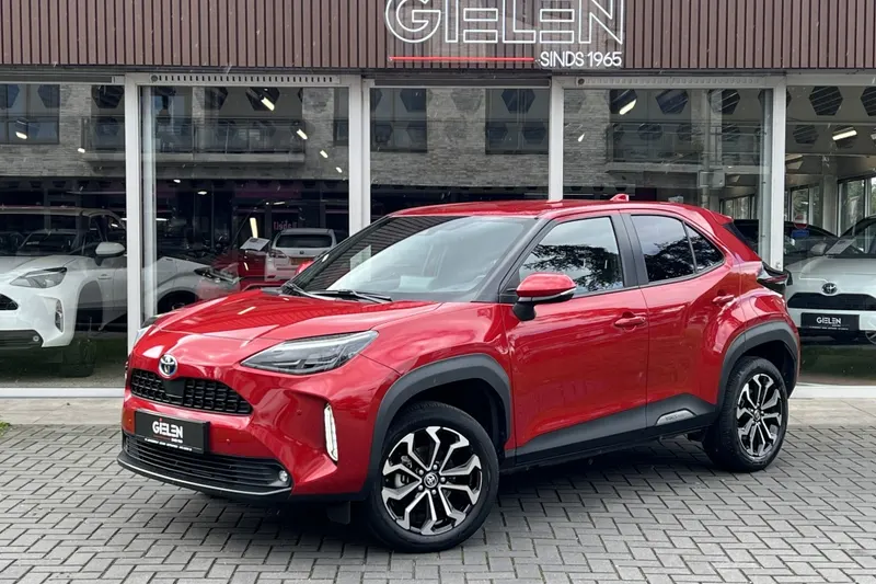 Toyota Yaris Cross (2023)