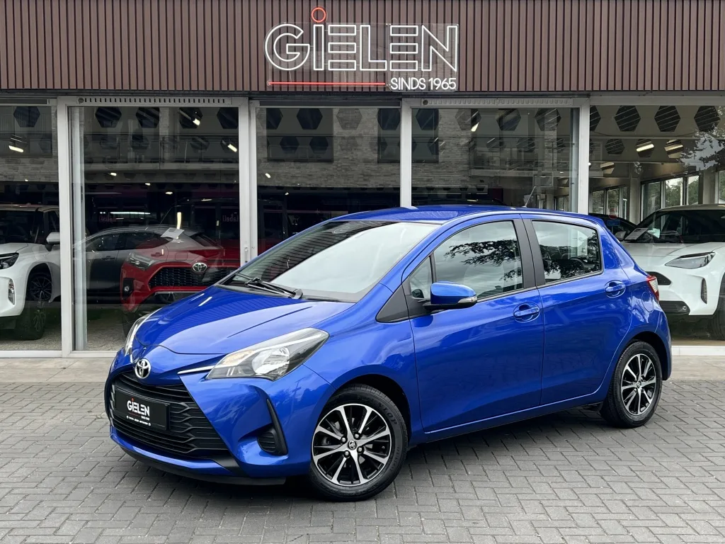 Toyota Yaris (2020) — foto 1