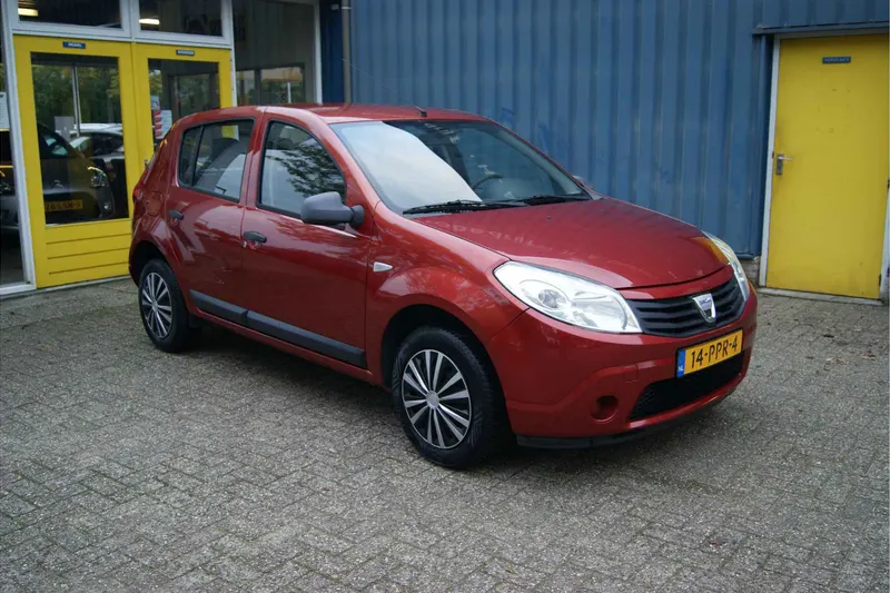 Dacia Sandero (2011)