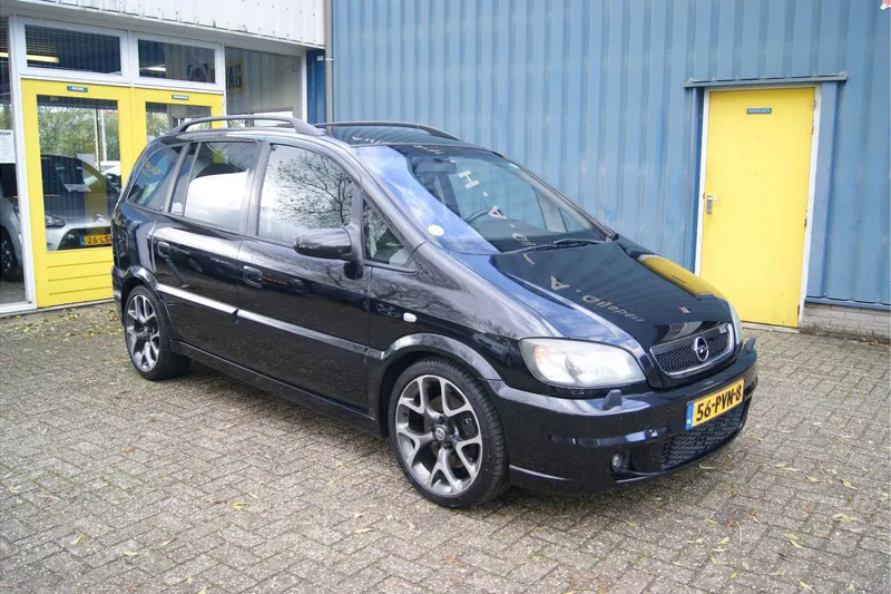 Opel Zafira (2005)