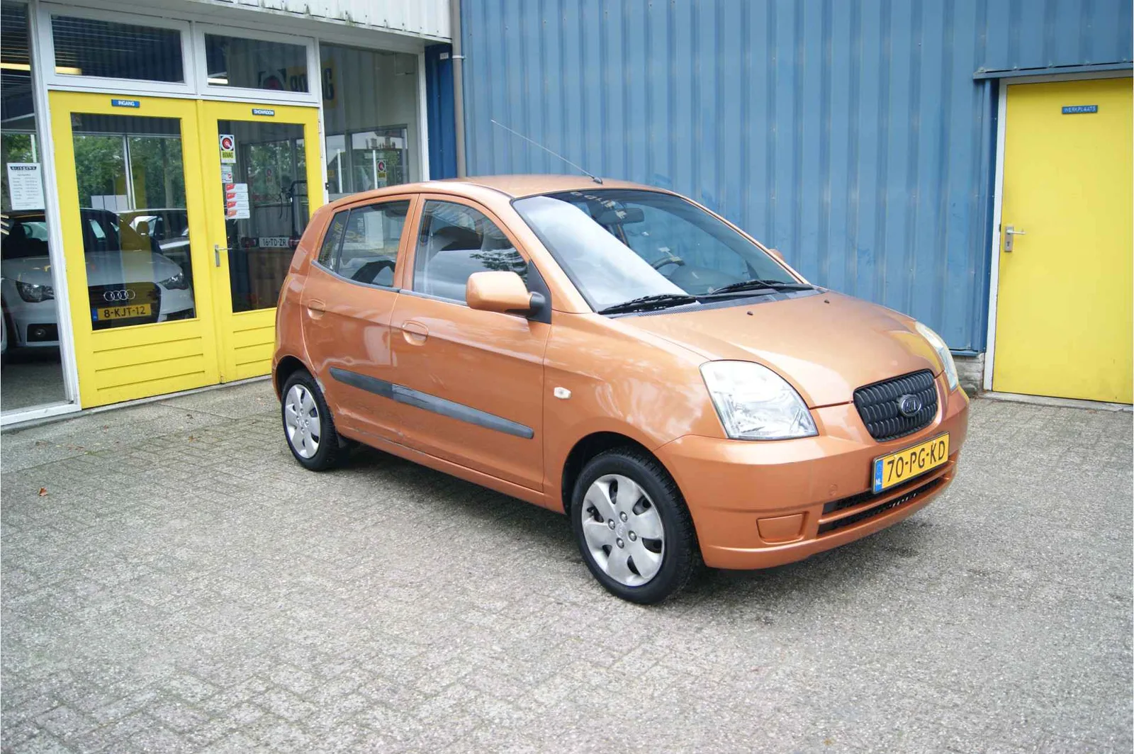 Kia Picanto (2004) — foto 1