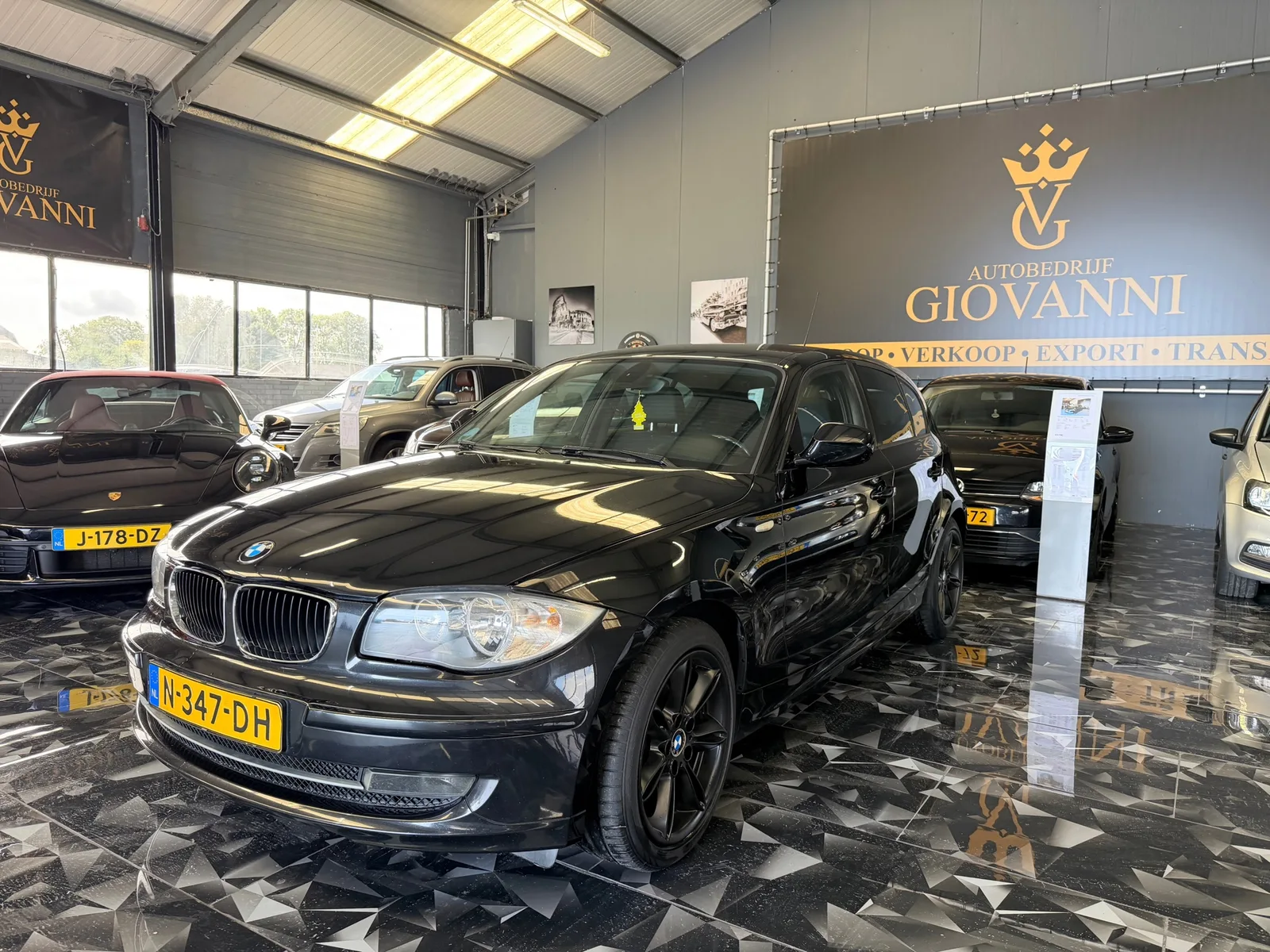 BMW 1-Serie (2010) — foto 1