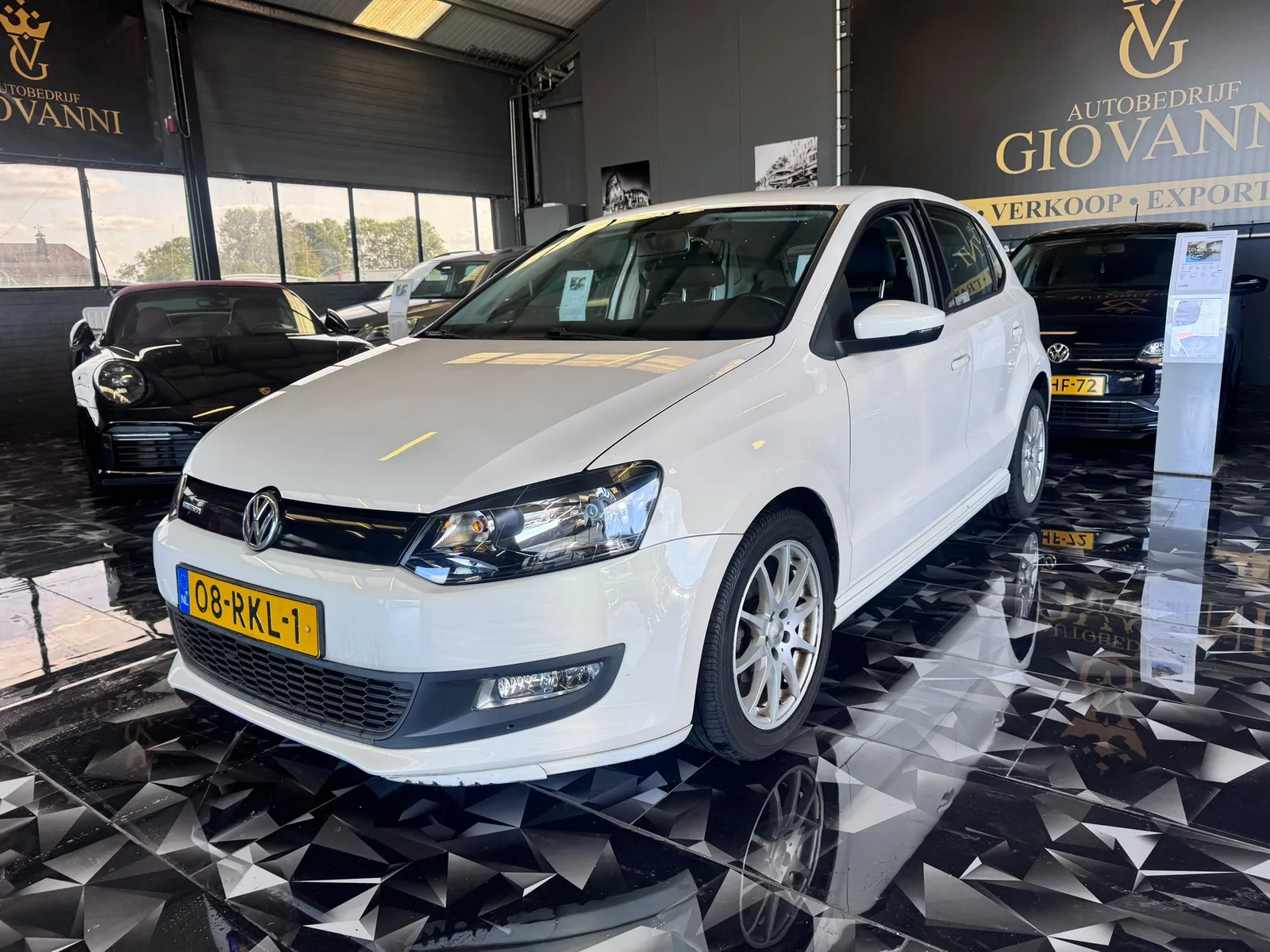 Volkswagen Polo (2011) — foto 1