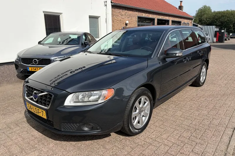Volvo V70 (2010)