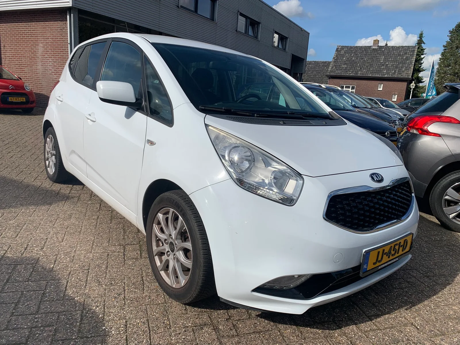 Kia Venga (2016) — foto 1