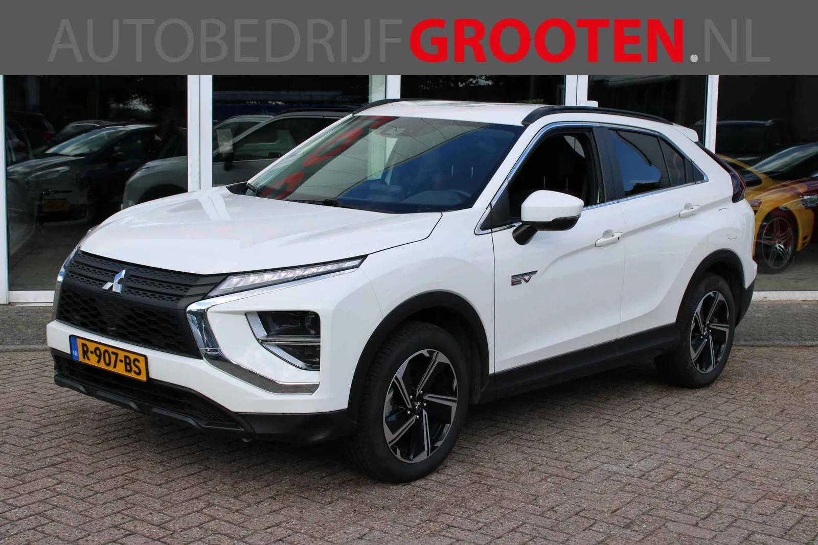 Mitsubishi Eclipse Cross (2022) — foto 1