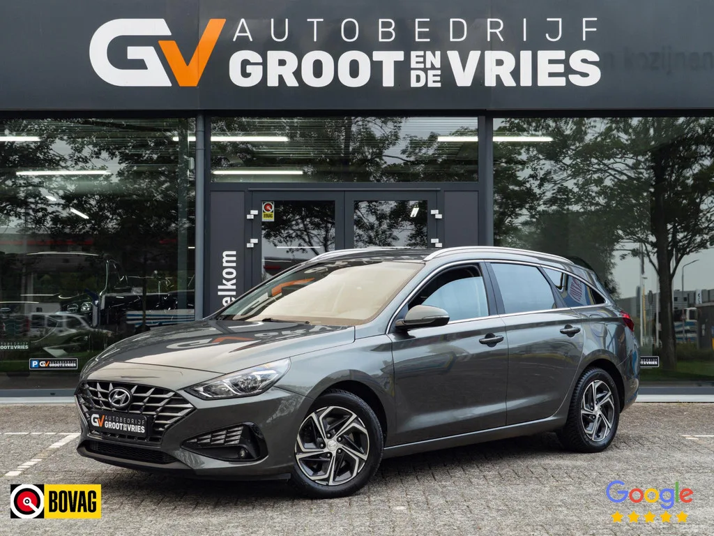 Hyundai i30 (2022) — foto 1