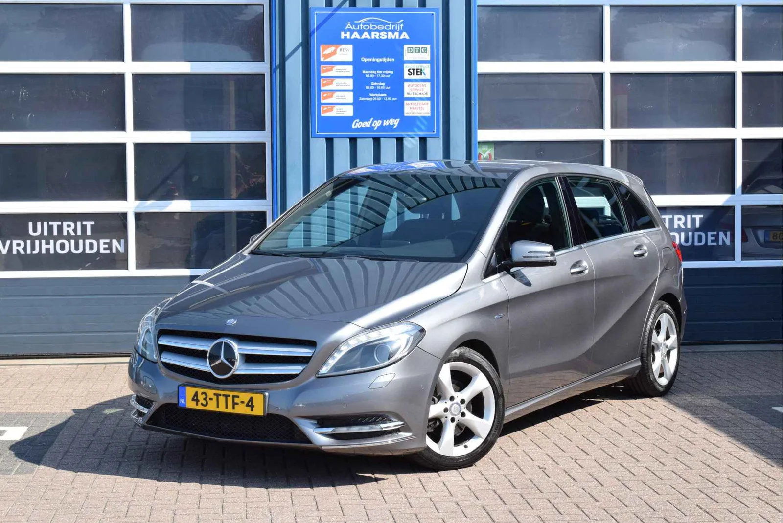 Mercedes-Benz B-Klasse (2012) — foto 1