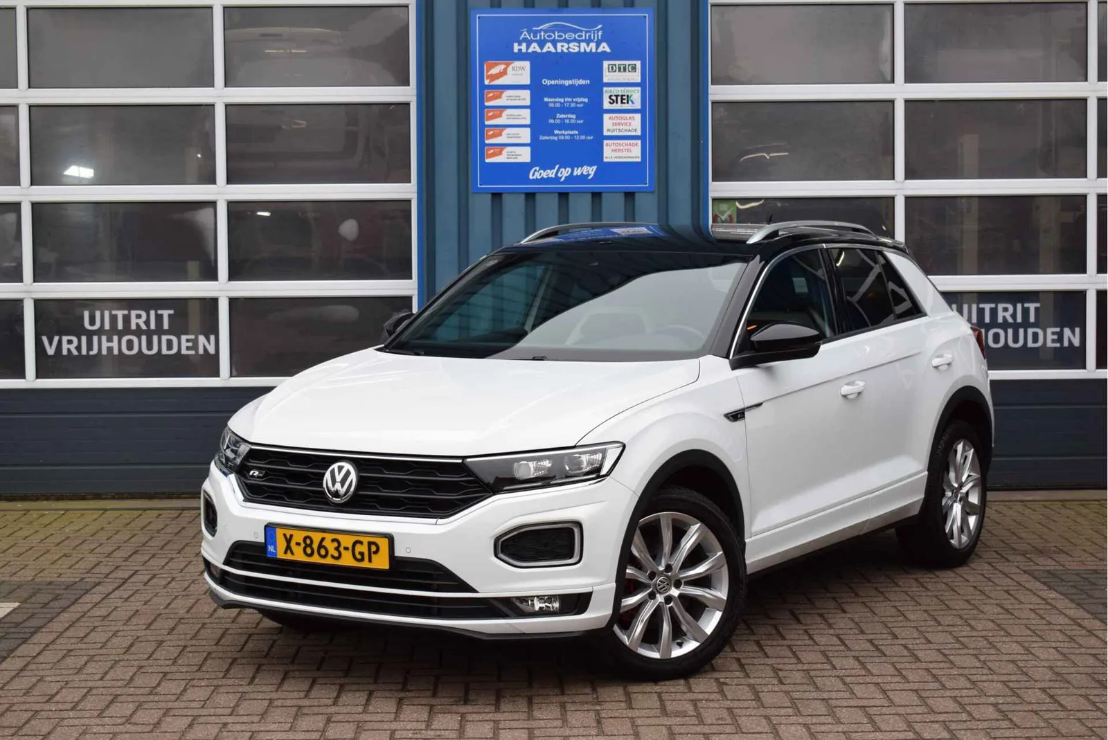 Volkswagen T-Roc (2019) — foto 1